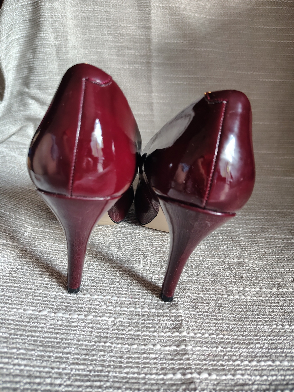 Madden Girl Getta Burgundy Patent Platform Pumps Women's Size 7 Office - Picture 4 of 15